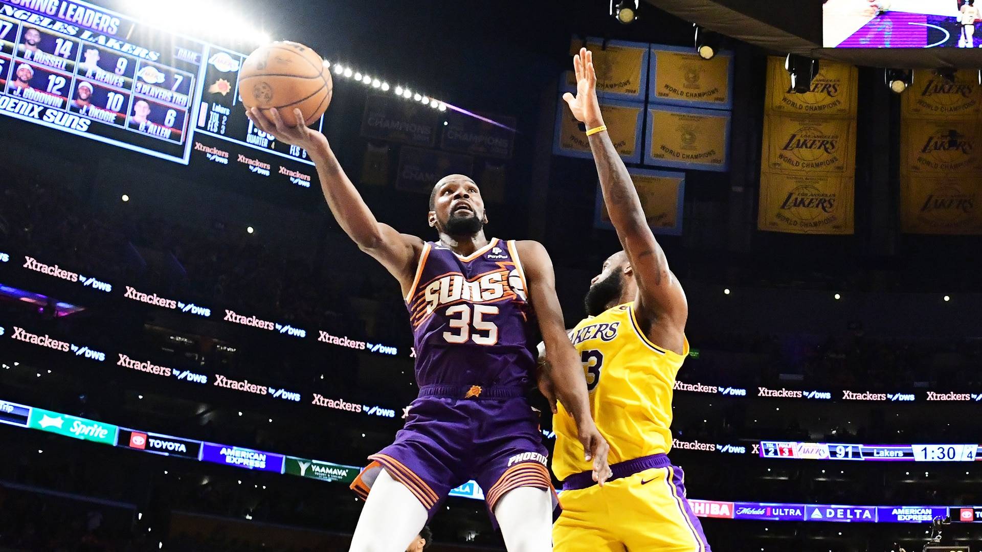 九游体育平台杜兰特迎来十五赛季高光表现，DWG球迷沸腾！的简单介绍