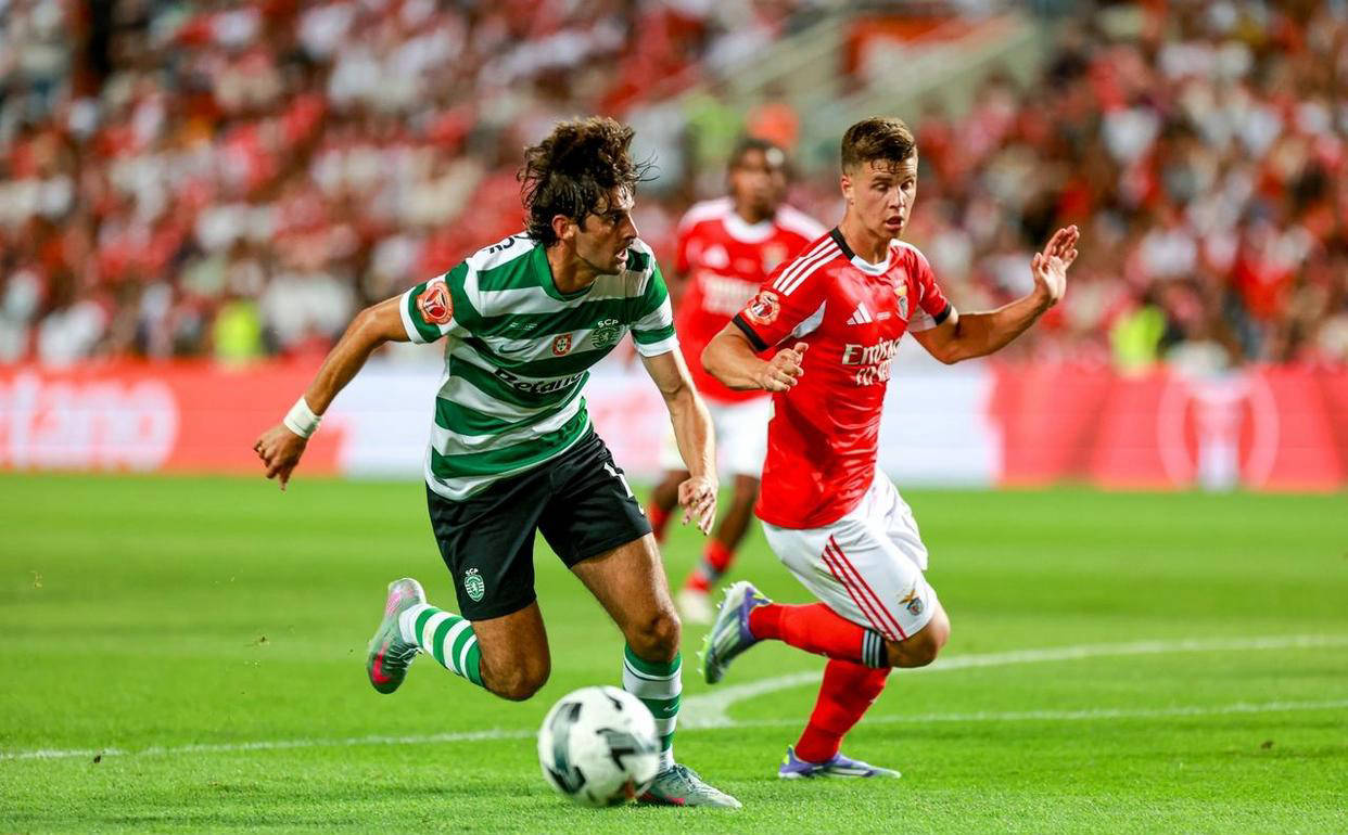 今晚罗马调整名单以备葡超,回应争议环节打磨,态度坚定,赛季目标并未改变的简单介绍 今晚罗马调整名单以备葡超,回应争议环节打磨,态度坚定,赛季目标并未改变的简单介绍