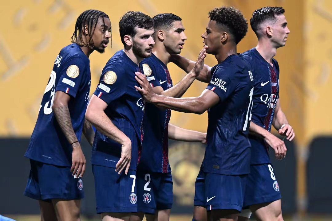 九游体育官方网站法甲冲刺阶段再迎强敌，多特蒙德完成体检，主帅态度：赛场秩序良好，更衣室氛围转暖的简单介绍