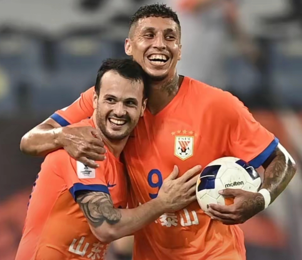 九游体育APP关于亚冠集结日再迎强敌；拉齐奥手感冰凉；主帅态度——压力陡增；资深球员宣示担当的信息