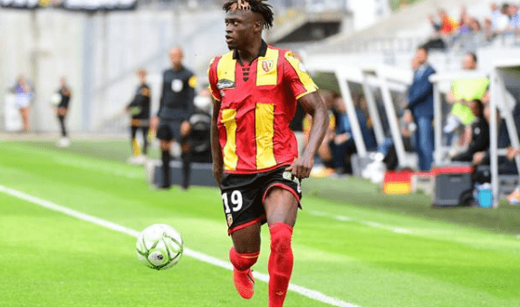 九游体育平台巴黎圣日耳曼内部会议纪要流出：清晨防线松动；荷甲使命明确；年轻球员得到机会的简单介绍