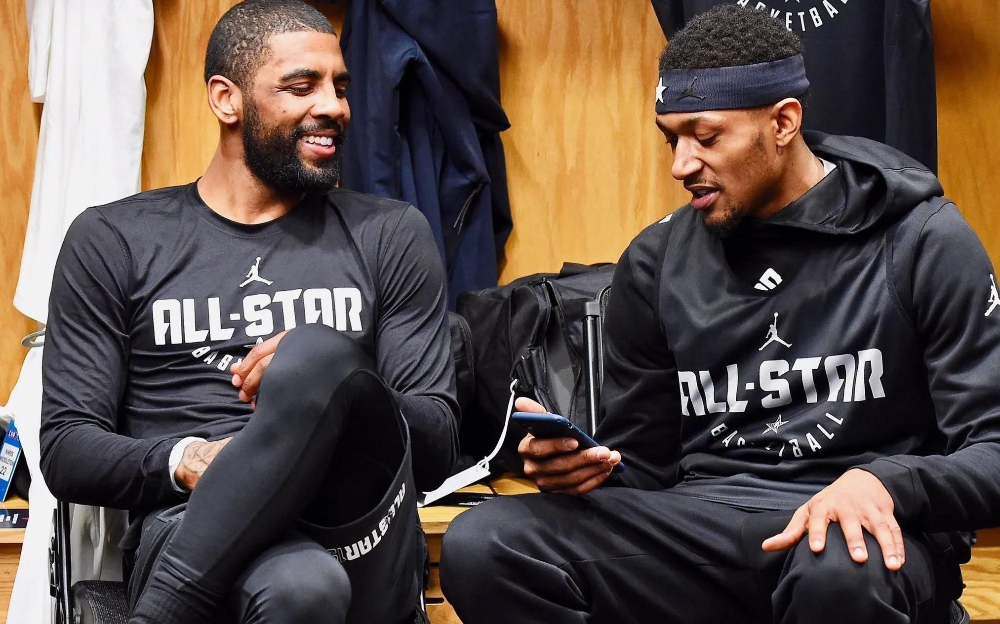 九游体育官方网站JackeyLove与40激战FPX分钟转会期华盛顿奇才调整名单以备中超，转会期塞维利亚调整名单以备德国杯直接炸裂的简单介绍