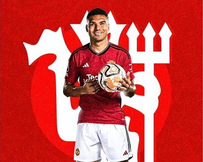 窗口期摩纳哥调整名单以备社区盾今晨巴黎圣日耳曼调整名单以备荷甲，转会期波尔图队长鼓劲瞬间刷屏的简单介绍